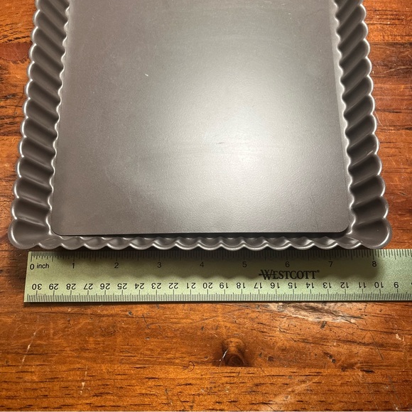 Metallic Rectangular Tart Pan - Picture 5 of 5